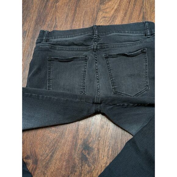 Spanx Women's Black Pull On Cropped Ankle Raw Hem Denim Jeans Size Large #20355R - Picture 3 of 7